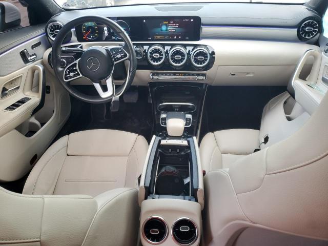 W1K5J4GB1LN084196 Mercedes-Benz CLA