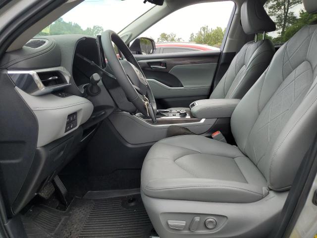5TDKDRBH7RS561097 Toyota Highlander