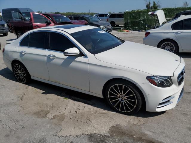 WDDZF4JB7JA472579 Mercedes-Benz E 300