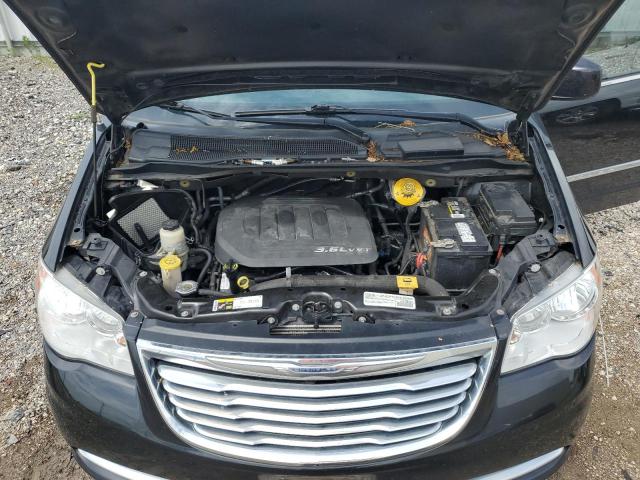 2C4RC1BG2GR132692 Chrysler Town   Cou