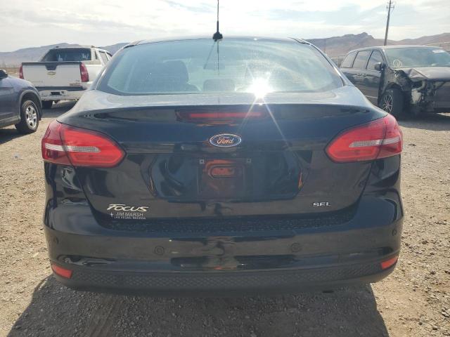 1FADP3H21JL324990 Ford FOCUS SEL