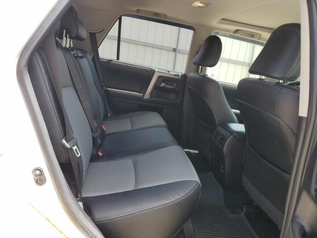 JTEBU5JR3G5352652 Toyota 4RUNNER SR