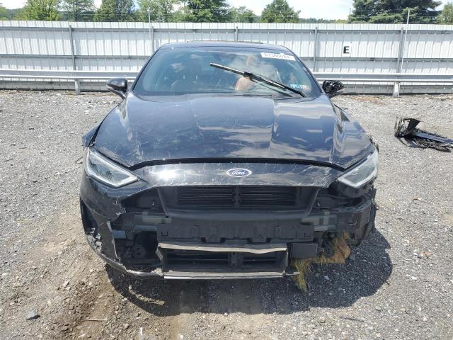 3FA6P0SU9KR245698 Ford FUSION TIT