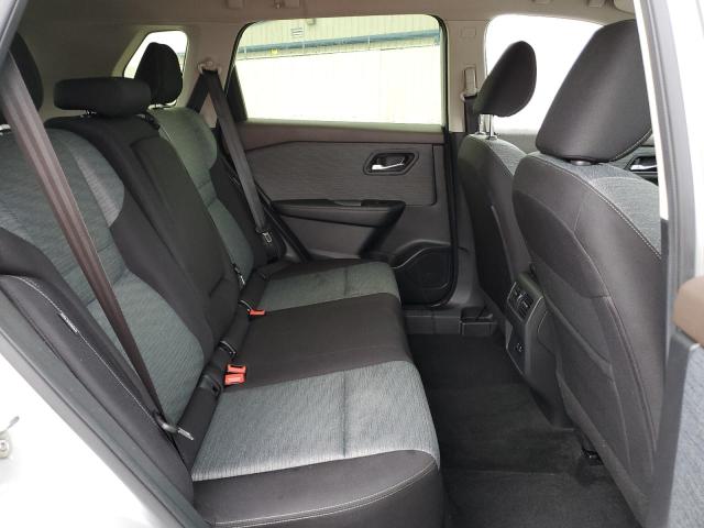 JN8BT3BA8PW434623 Nissan ROGUE SV