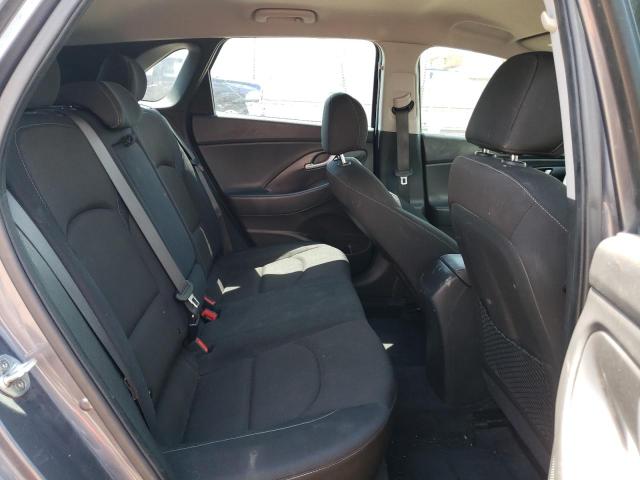 KMHH35LE4JU009255 Hyundai ELANTRA GT