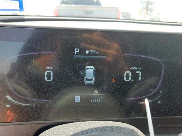 5XYK33AF8PG087767 KIA SPORTAGE E