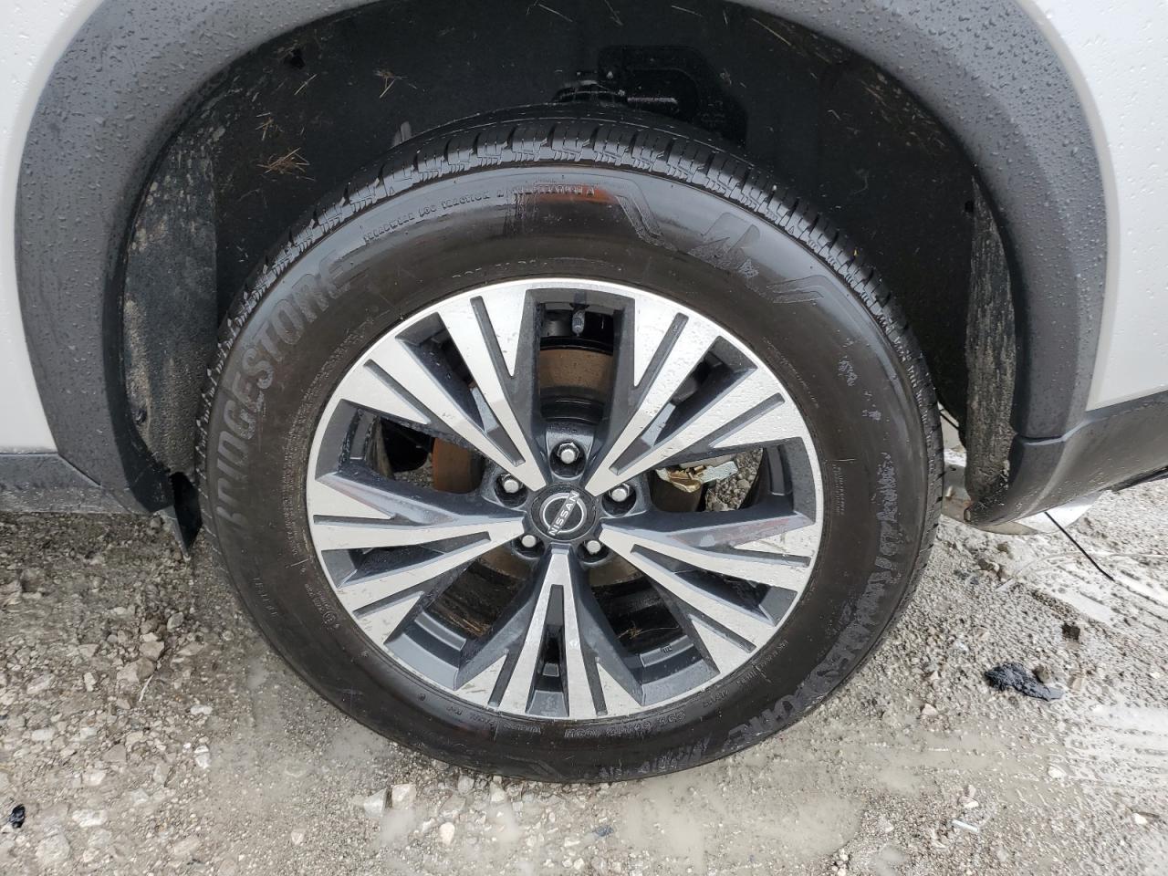 JN8BT3BA8PW434623 Nissan ROGUE SV