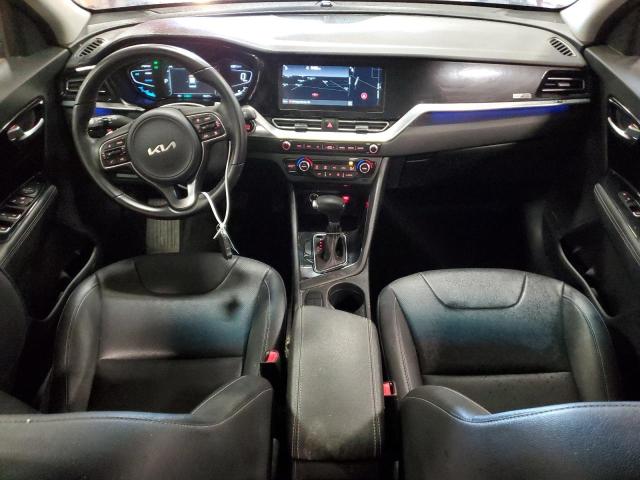 KNDCC3LC6N5529684 KIA NIRO TOURI