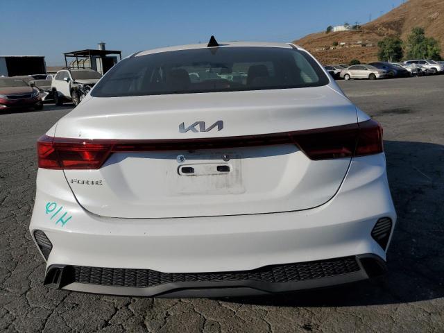 3KPF24AD8PE506822 KIA FORTE LX