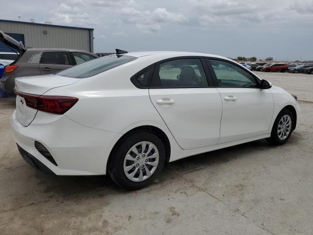 3KPF24AD5RE728494 KIA FORTE LX