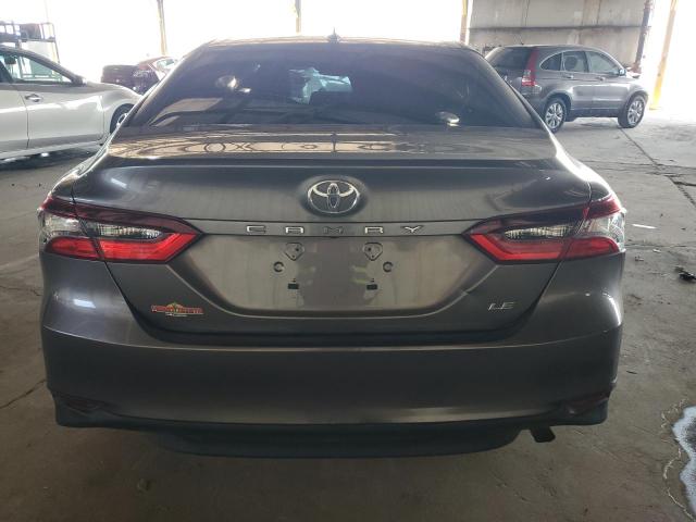 4T1C11AK2NU689387 Toyota CAMRY LE