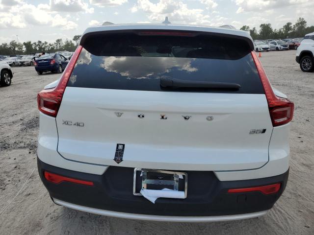 YV4L12UK8R2304645 Volvo XC40 CORE