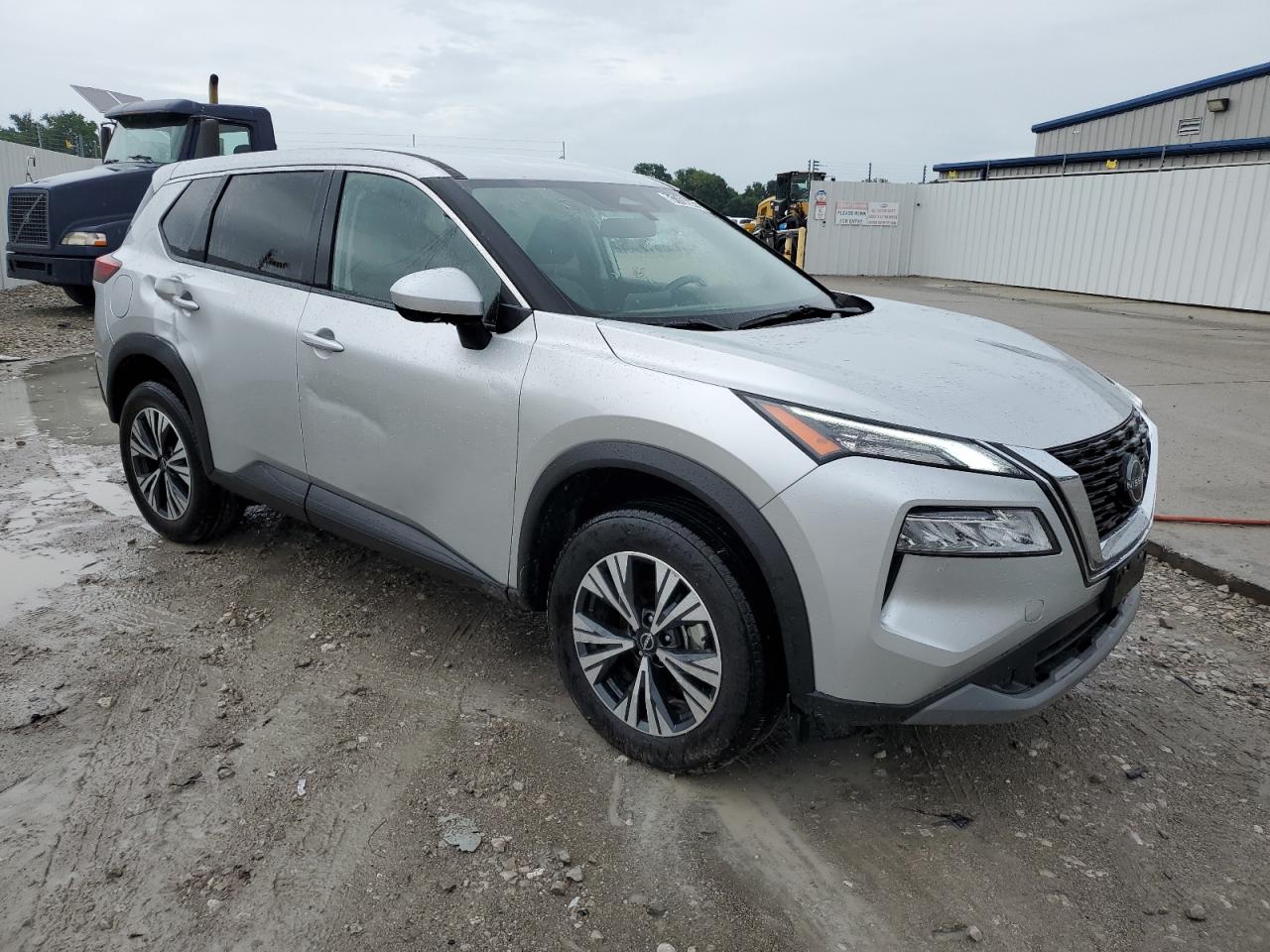 JN8BT3BA8PW434623 Nissan ROGUE SV