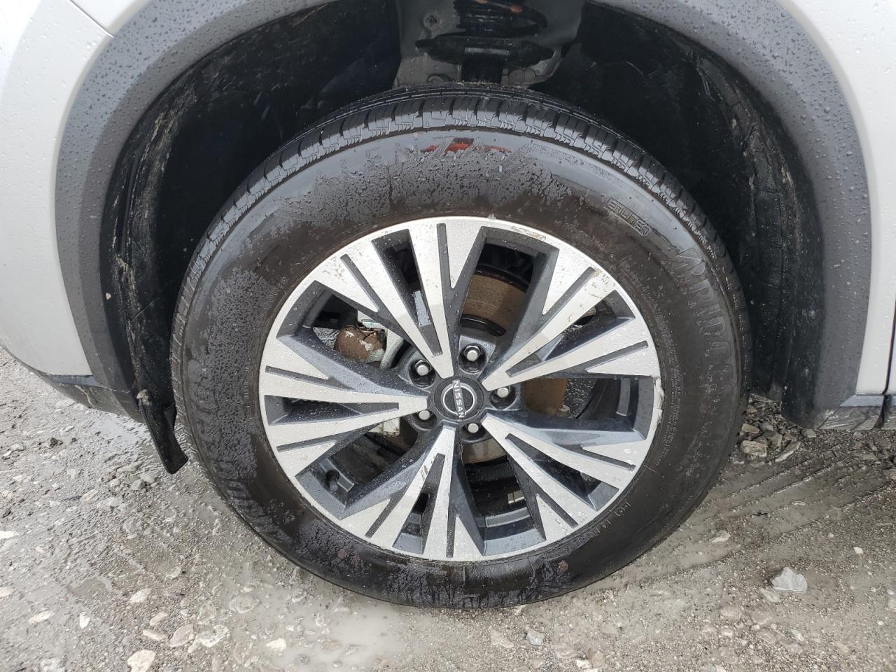 JN8BT3BA8PW434623 Nissan ROGUE SV