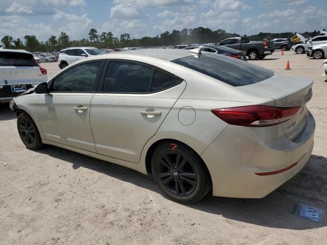 KMHD84LFXHU237600 Hyundai ELANTRA SE