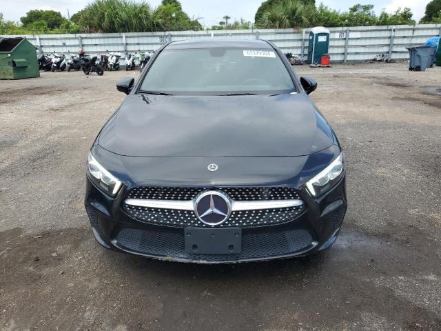 WDD3G4FB0KW023342 Mercedes-Benz A 220 4mat