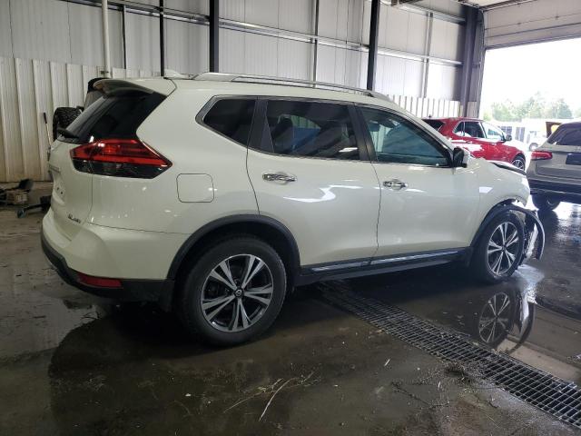 5N1AT2MV4HC885953 Nissan ROGUE SV
