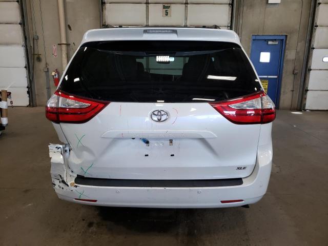5TDYK3DC3GS738515 Toyota SIENNA XLE