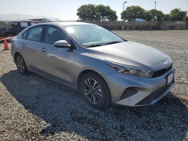 3KPF24AD6RE789451 KIA FORTE LX