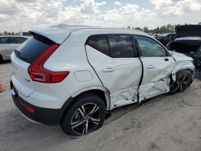 YV4L12UK8R2304645 Volvo XC40 CORE