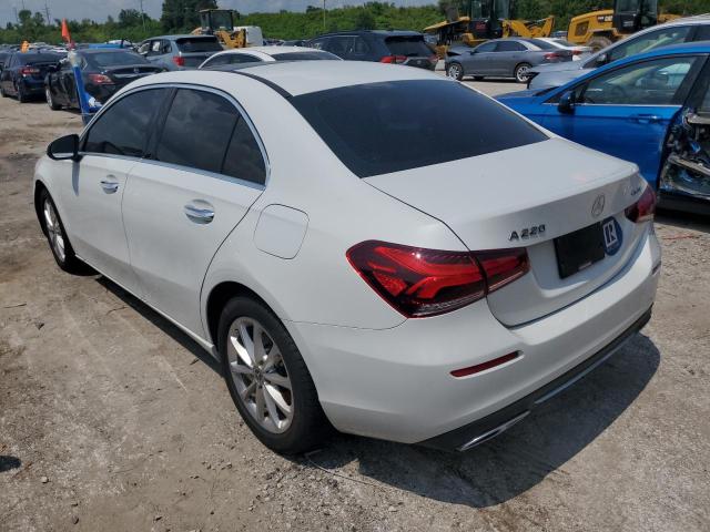WDD3G4FB2LW038300 Mercedes-Benz A 220 4mat