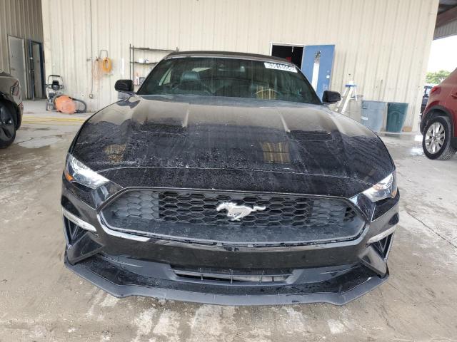 1FATP8UH5N5125051 Ford Mustang