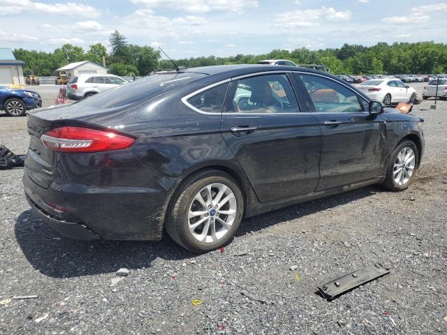 3FA6P0SU9KR245698 Ford FUSION TIT