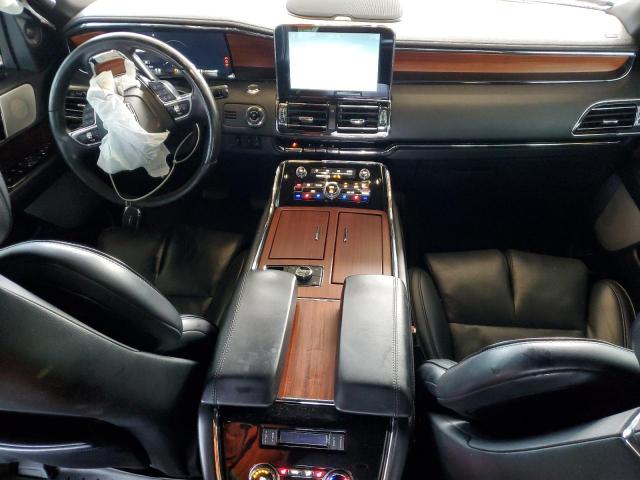 5LMJJ3LT8KEL20366 Lincoln Navigator