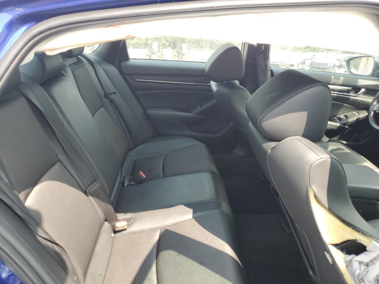 1HGCV1F36NA102525 Honda ACCORD SPO