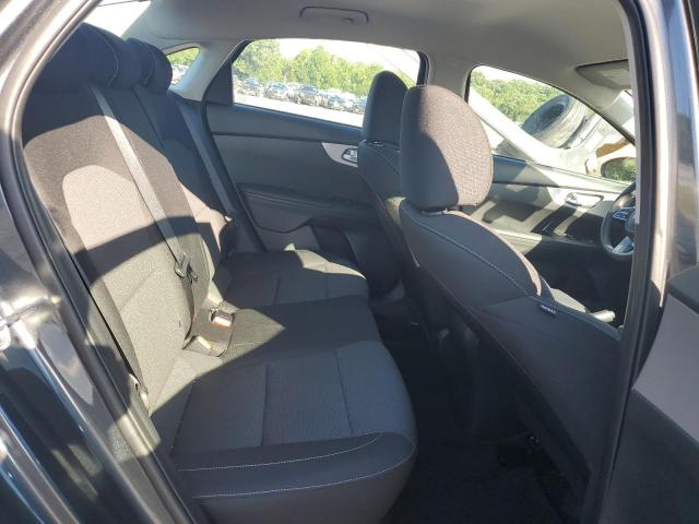 3KPF24AD7RE776594 KIA FORTE LX