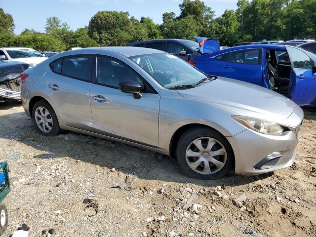 JM1BM1T73F1263131 Mazda 3 SV
