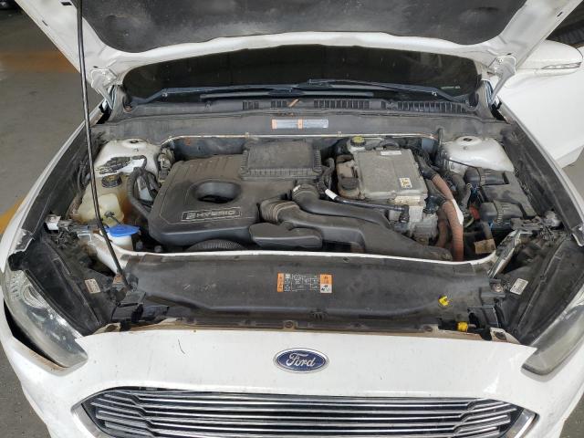 3FA6P0LU0FR209600 Ford FUSION SE