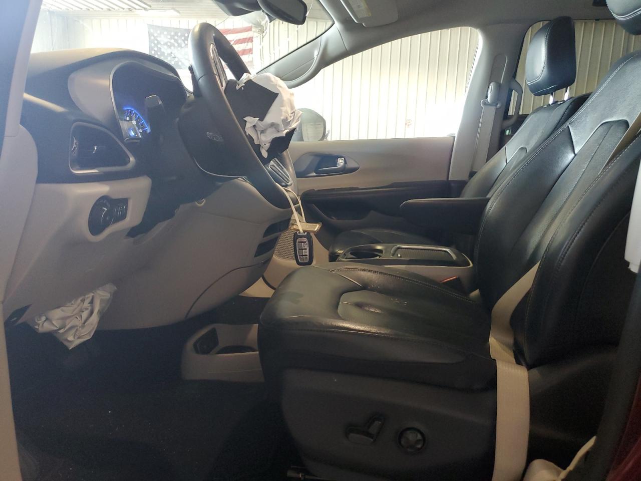 2C4RC1BG0NR123843 Chrysler PACIFICA T