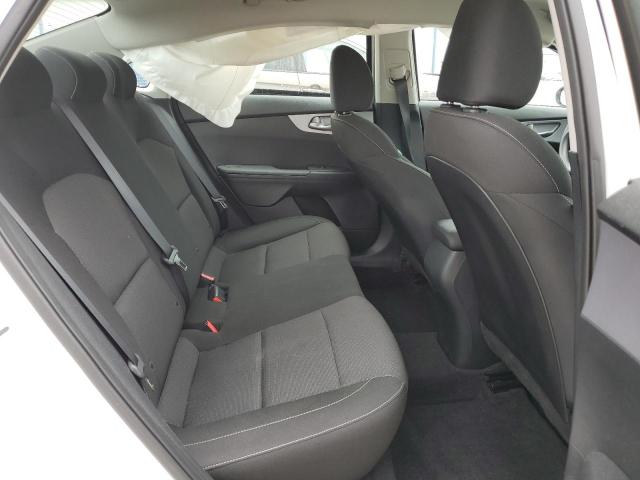 3KPF24AD5RE728494 KIA FORTE LX