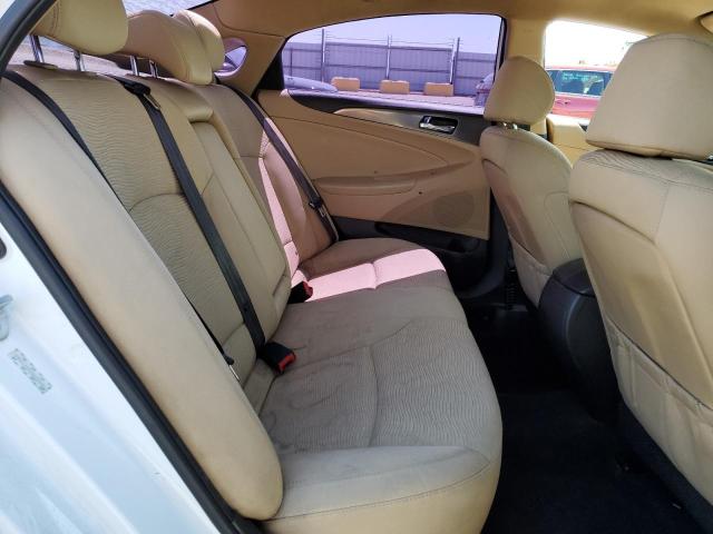 KMHEC4A45EA114529 Hyundai 2014
