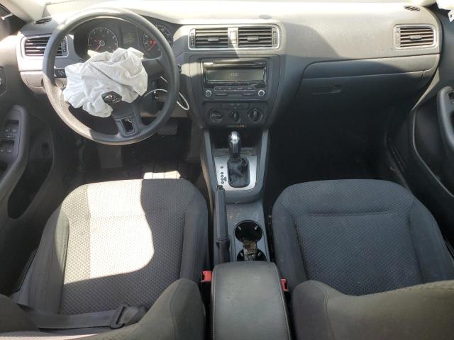 3VW2K7AJ2EM303673 Volkswagen 2014