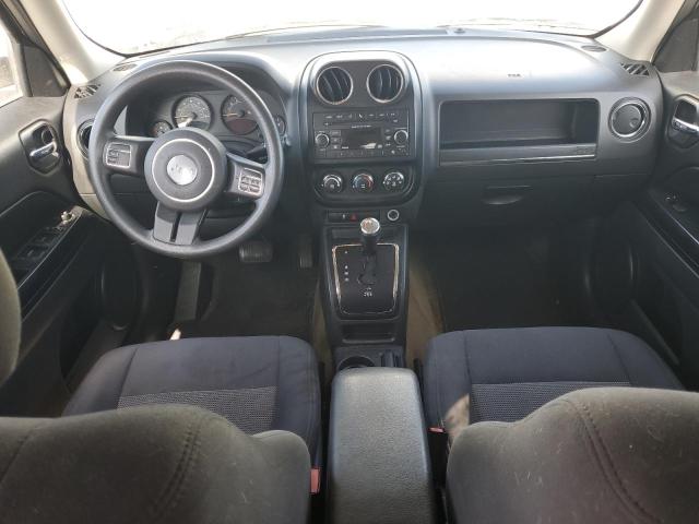 1C4NJPBA2GD693237 Jeep 2016