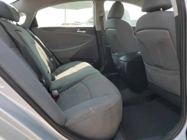 5NPEB4AC3EH898748 Hyundai gamma