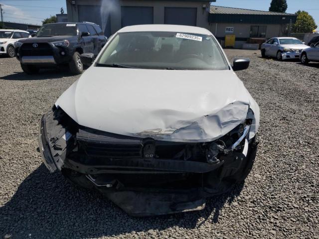 3VW2K7AJ2EM303673 Volkswagen 2014