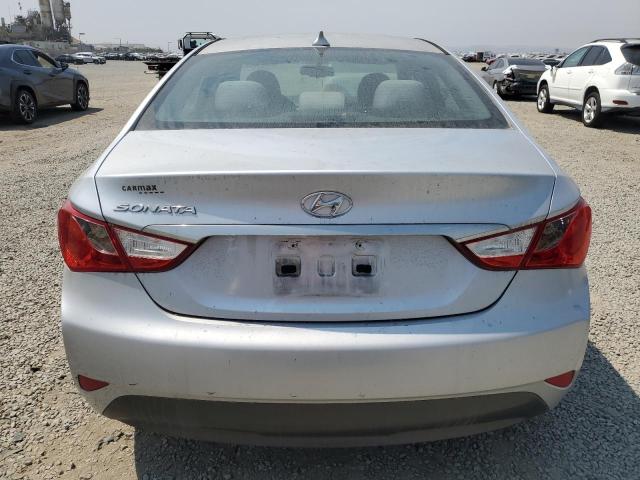 5NPEB4AC3EH898748 Hyundai gamma