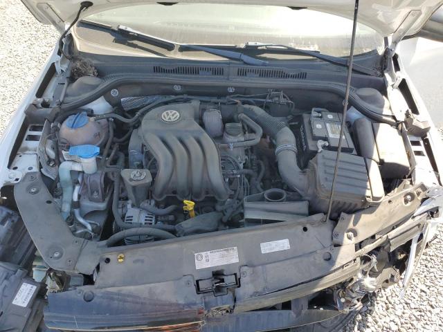 3VW2K7AJ2EM303673 Volkswagen 2014