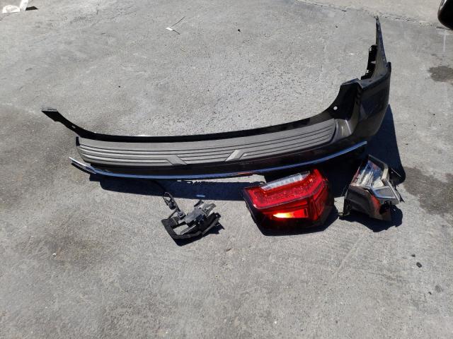 1GKS1GKD9NR283620 GMC Yukon Xl C1500 Slt