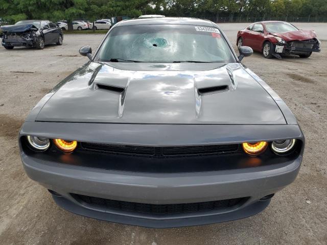 2C3CDZAG0JH118715 Dodge Challenger Sxt