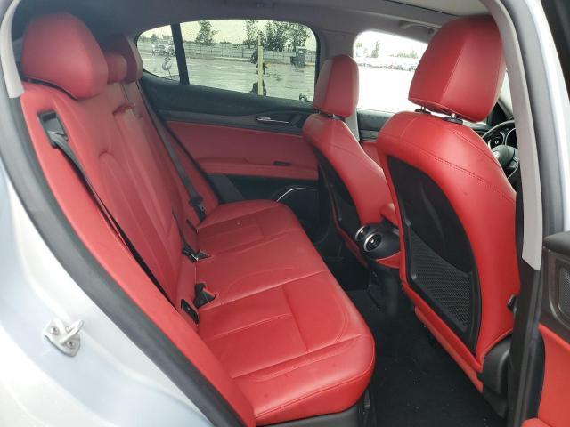 ZASPAKBN8M7D15410 Alfa Romeo STELVIO TI