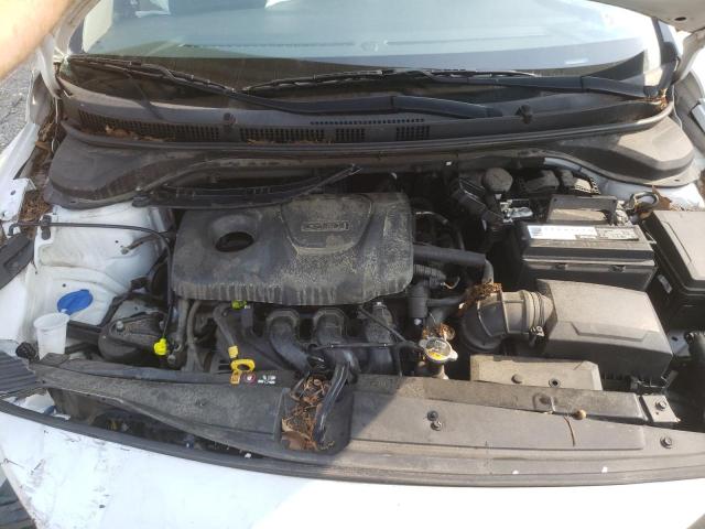 3KPC24A35JE033978 Hyundai ACCENT SE