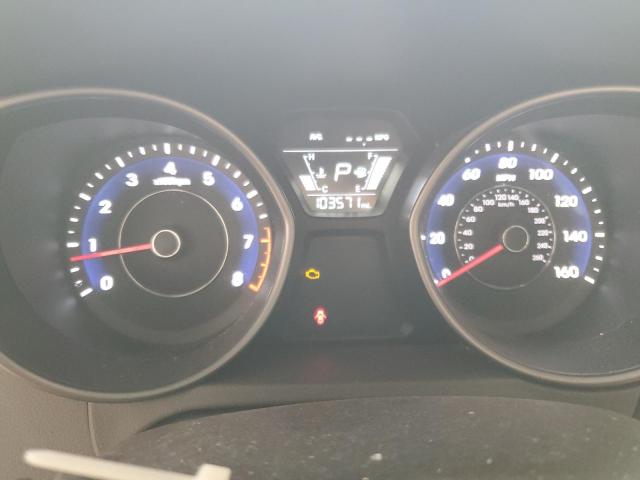 5NPDH4AE2FH567298 Hyundai ELANTRA SE