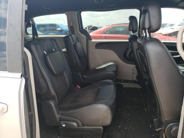 2C4RDGCG6KR565035 Dodge Grand Caravan Sxt