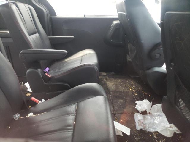 2C4RDGEG3JR284385 Dodge Grand Caravan Gt