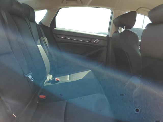 1HGCV1F18KA049207 Honda ACCORD LX