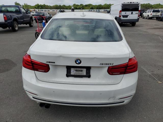 WBA8D9C38HA011543 BMW 330 XI